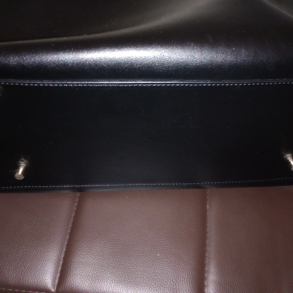 Vasic NY handbag - Picture 3 of 5